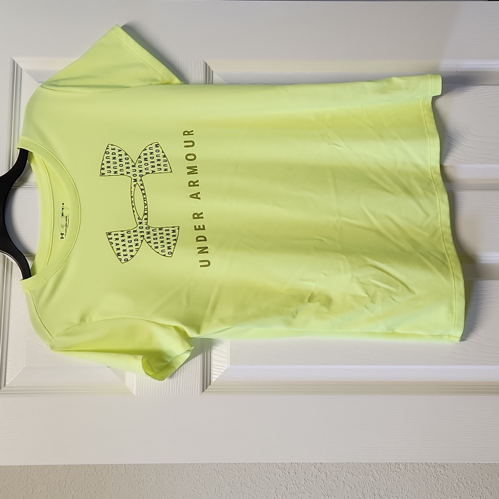 Under Armour loose shirt